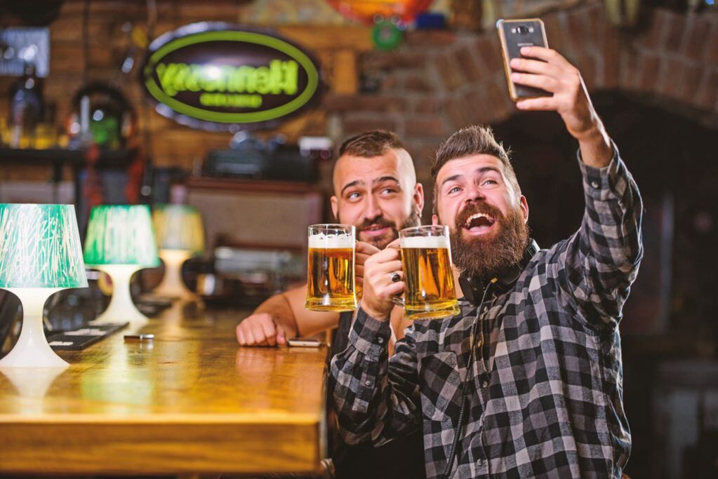férfiak sört isznak, hogyan kell leszokni