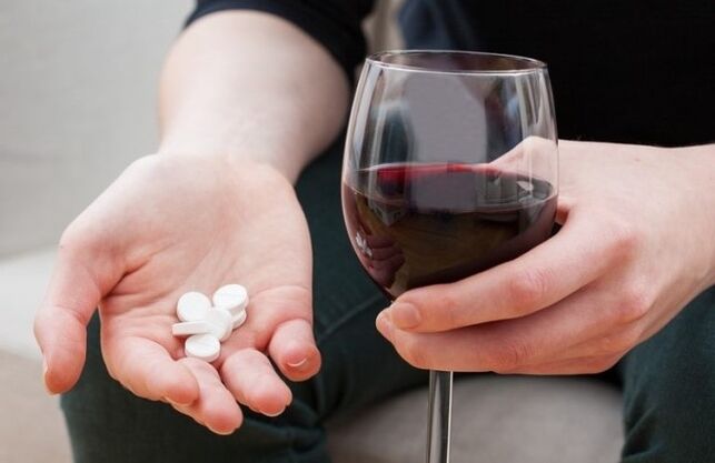 Az alkohol és az antibiotikumok összeegyeztethetetlenek