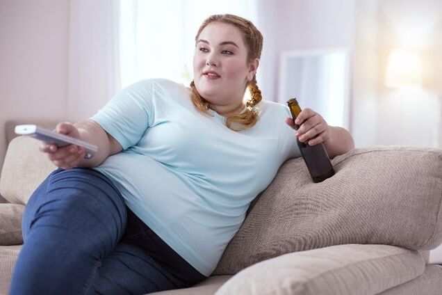 Az alkohollal visszaélő nő károsítja a testét