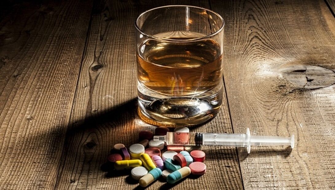 gyógyszerek és alkohol oltás után