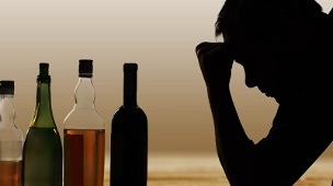Allen Carr könyve az ivás abbahagyásának egyszerű módját tekinti át